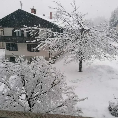 Family Home, - Bled * בוהין